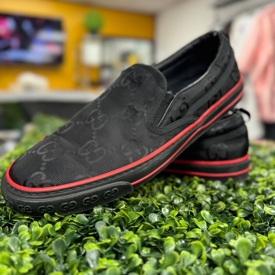 Gucci Men Shoes 14 USD / 47 EUR Black & Red