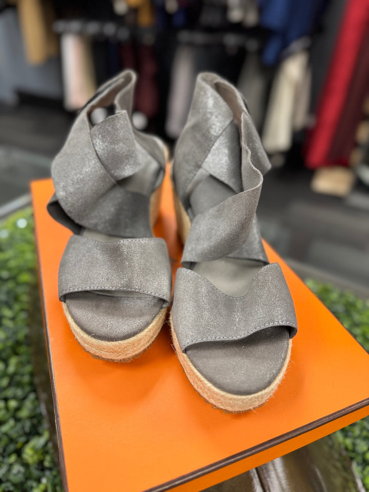 Eileen Fisher Sandals 9.5 Gray