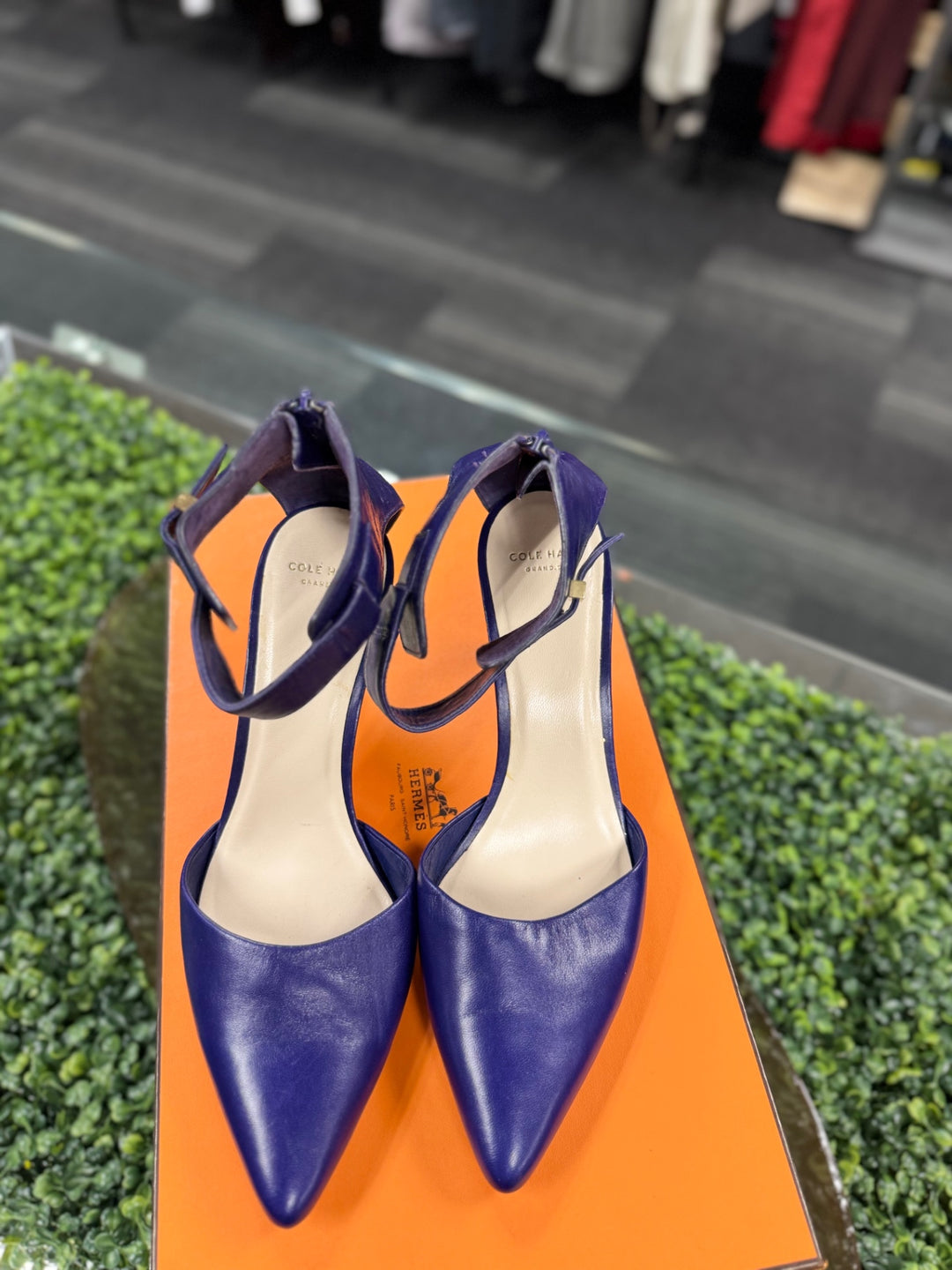 Cole Haan Valentino Rockstud Leather Pumps 9.5 Blue