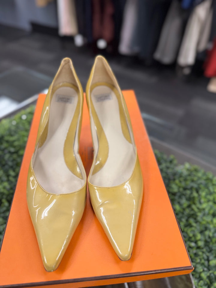 Arturo Chiang High-heeled shoes 9.5 Yellow