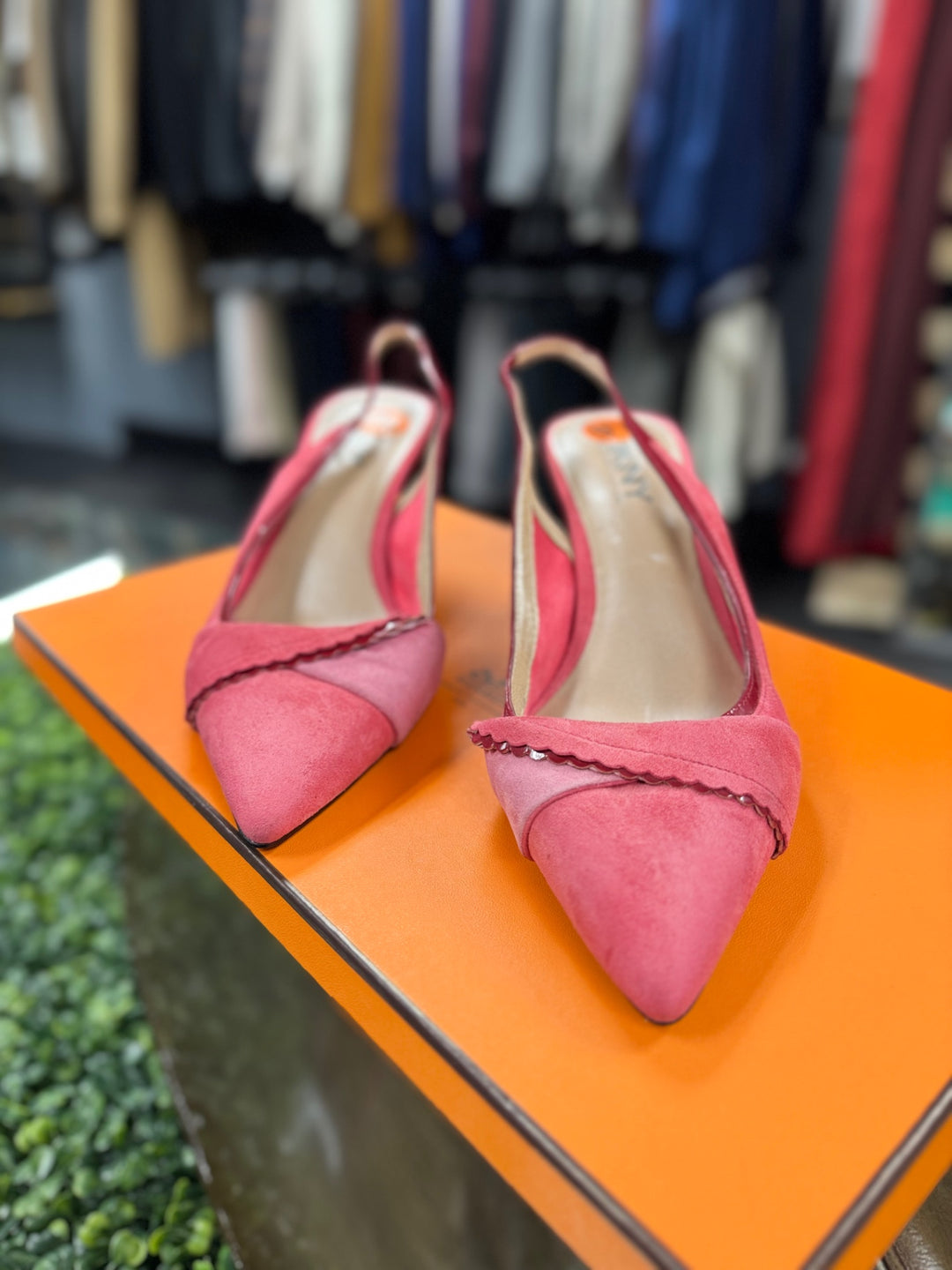 DKNY Shoes 9.5 Pink