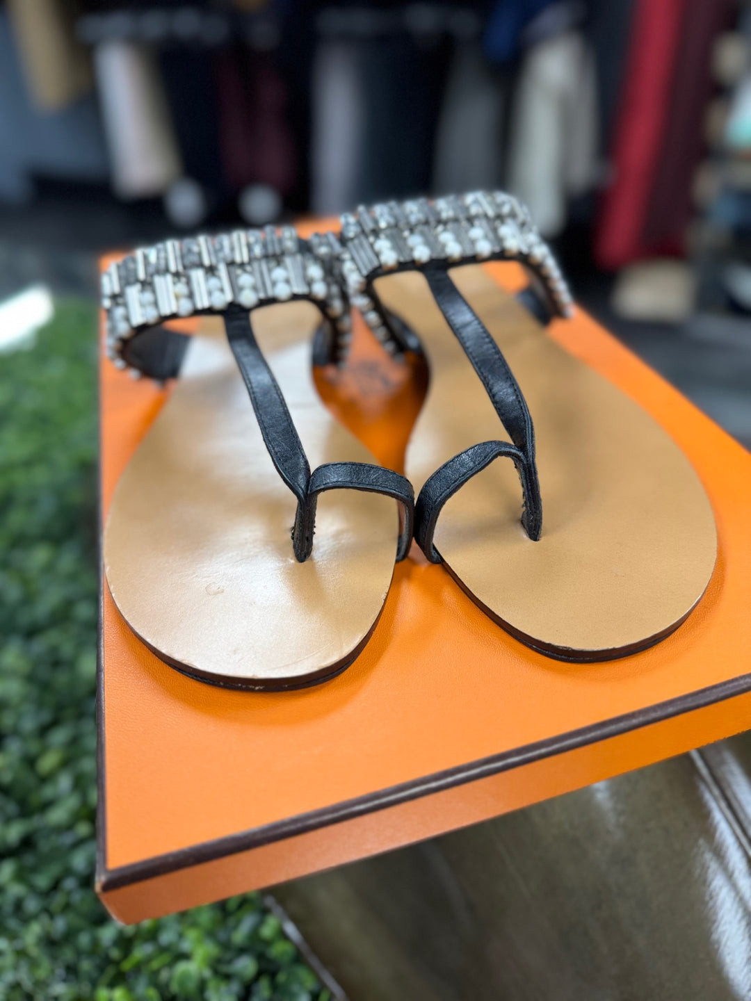 Badgley Miscchka Sandals 9.5 Black and Beige