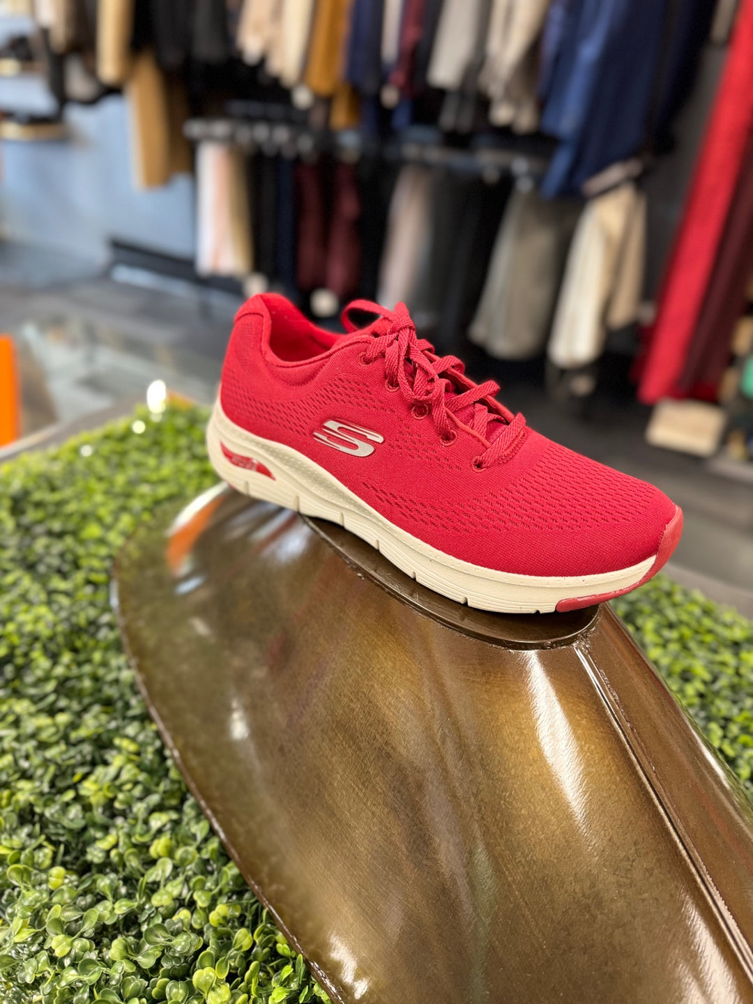 Skechers Sneakers 9.5 Red