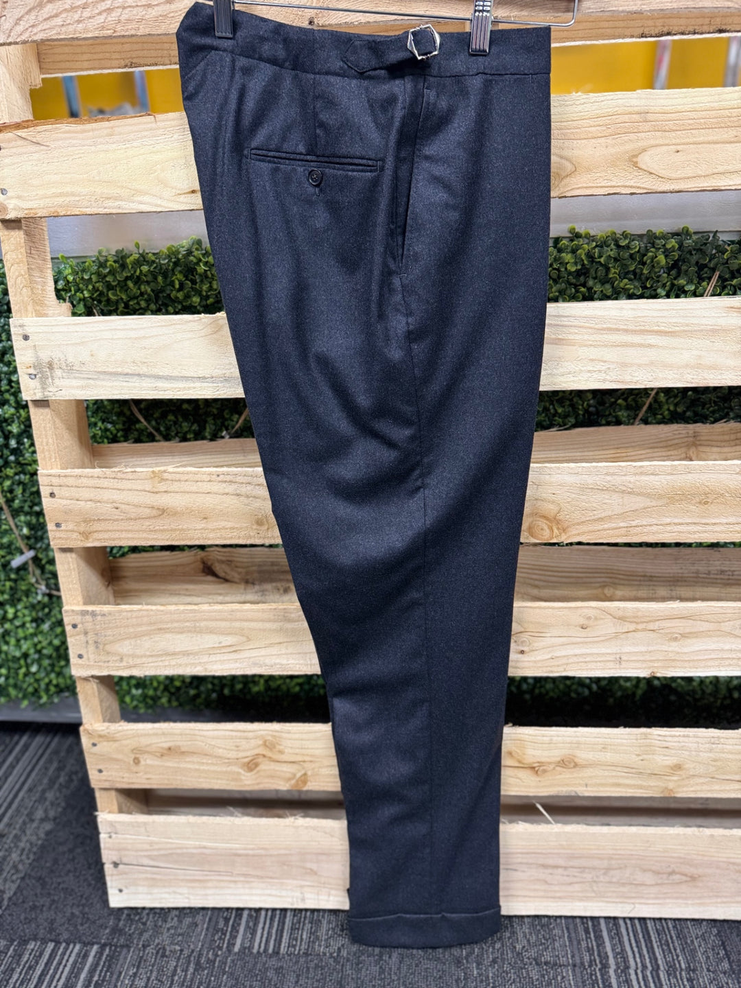 Suitsupply Trousers 38W x 32L Dark Blue