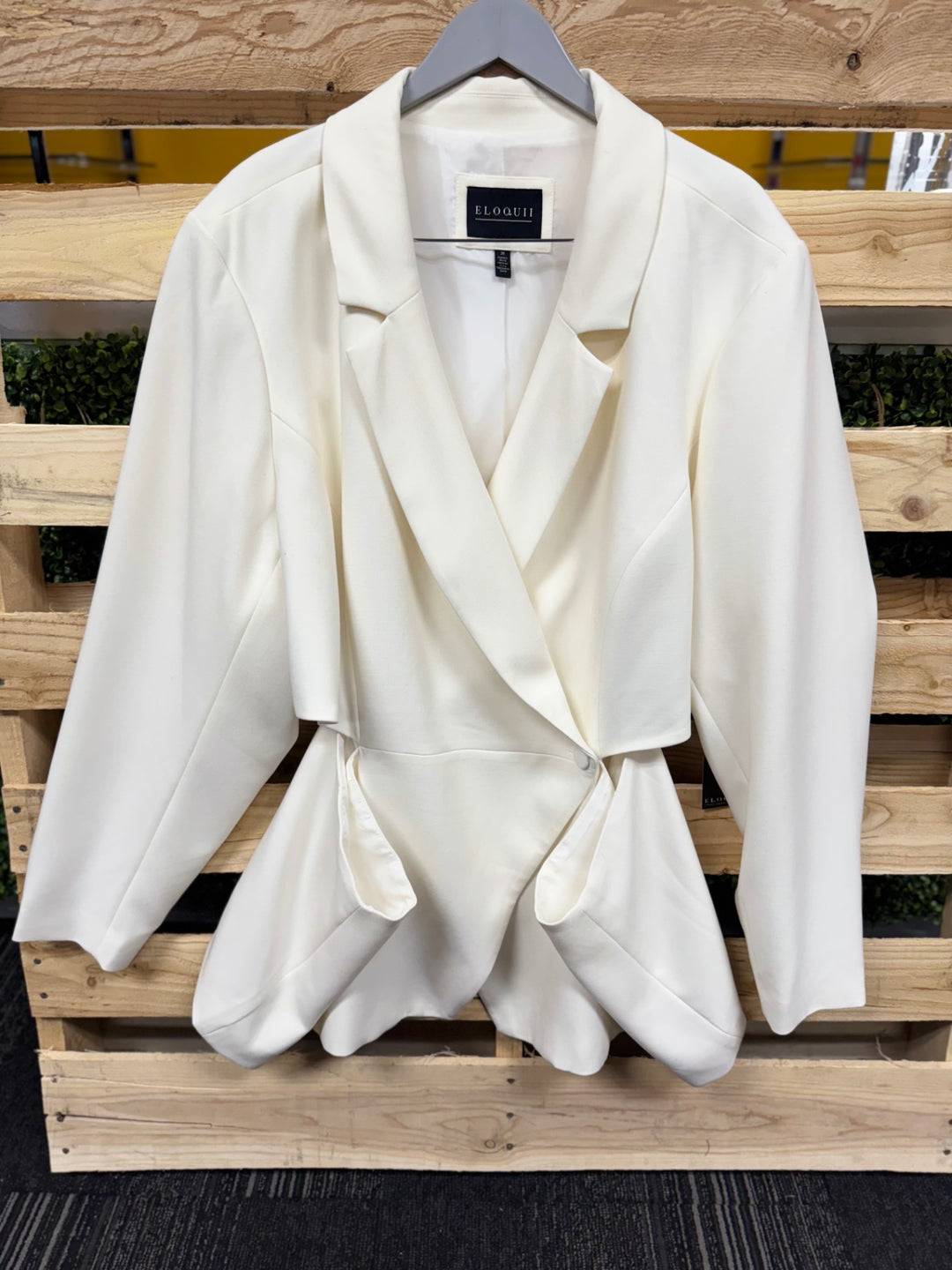 ELOQUII Blazer 28 White