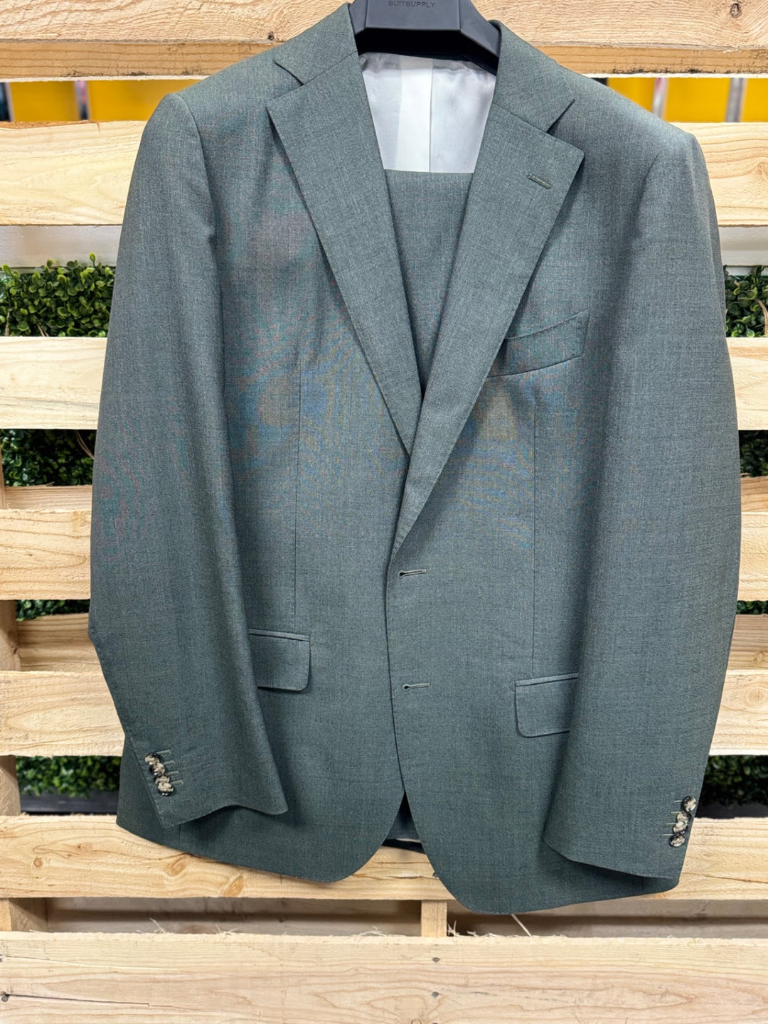 Suitsupply Men's Suit 44 Slim Gray