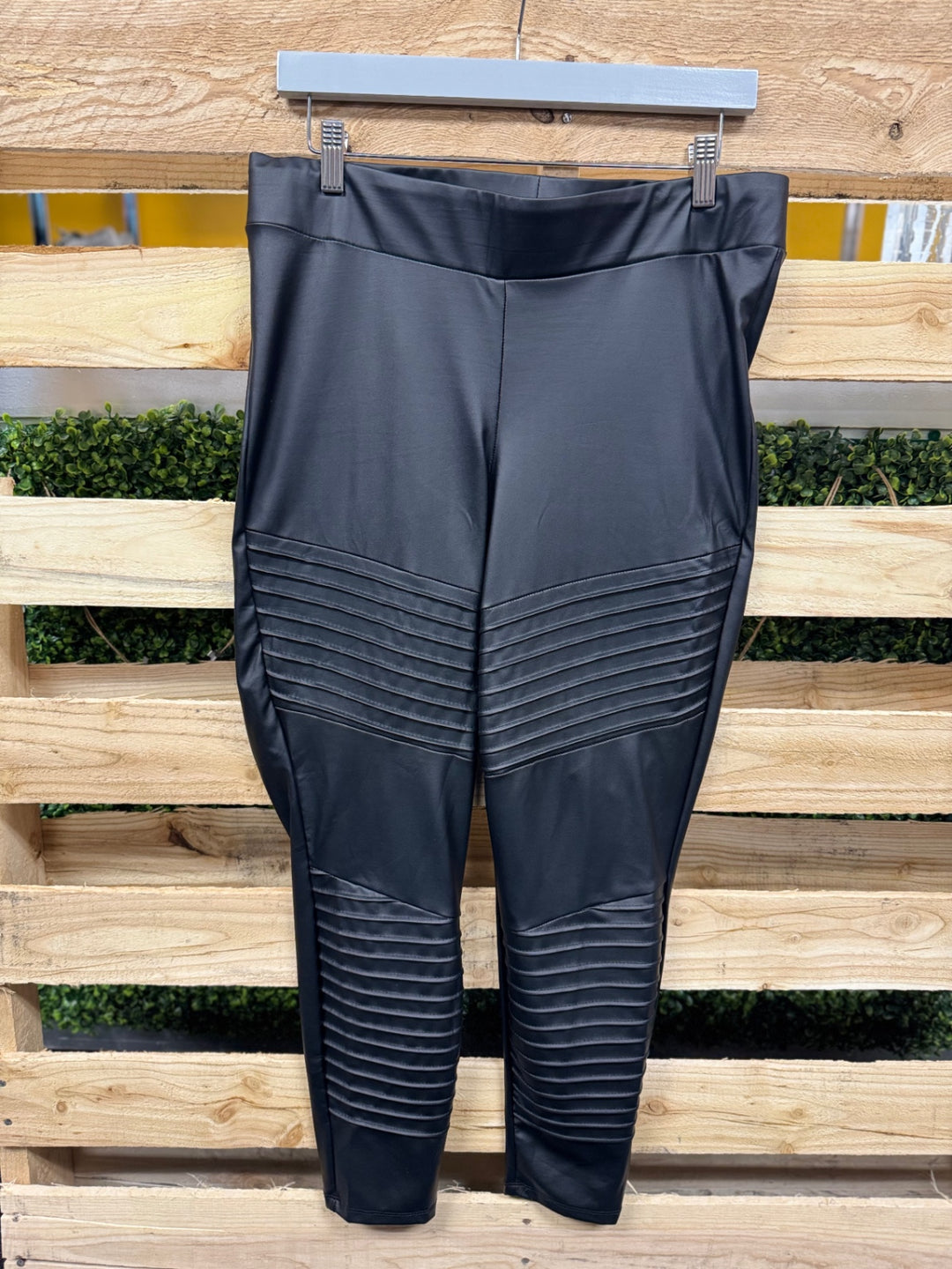 TORRID Pants XL Black