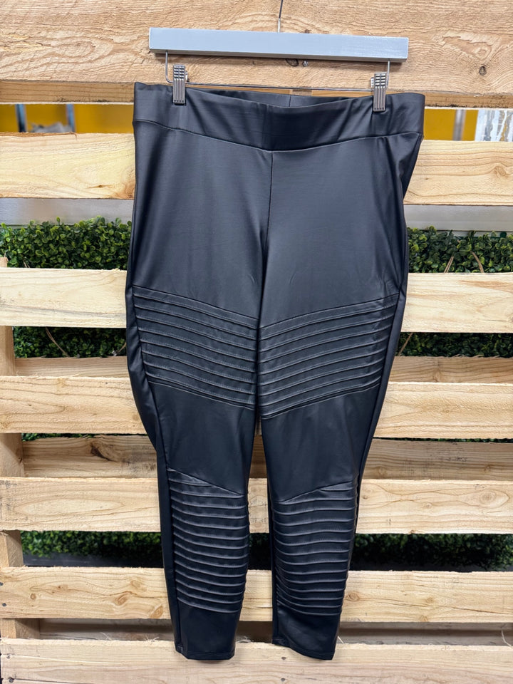 TORRID Pants XL Black