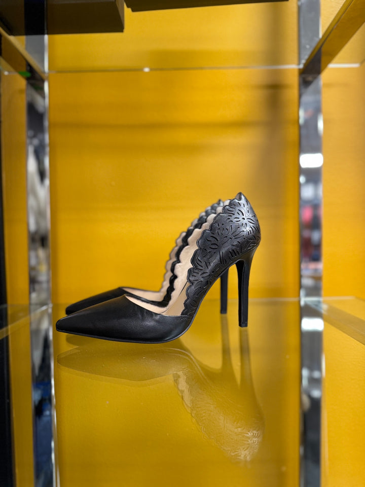 Jessica Simpson High Heels 7.5 Black and beige