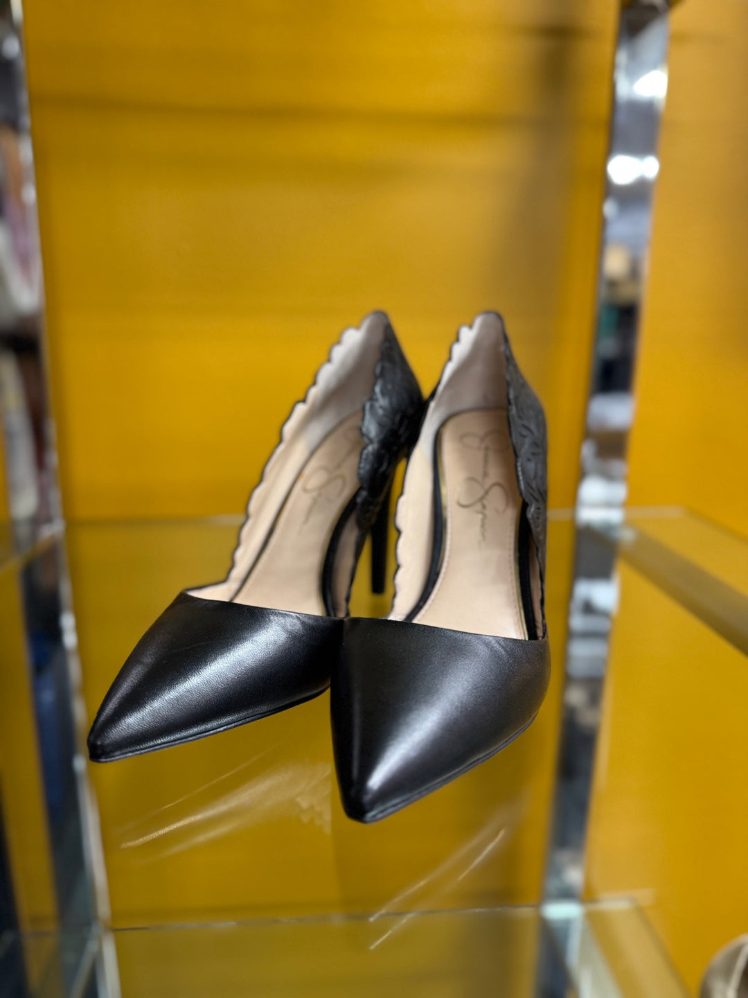 Jessica Simpson High Heels 7.5 Black and beige