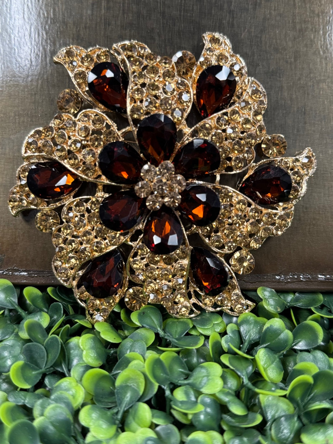 Gumbo Lux Jewelry Women's Accessories Gold and Deep Red
