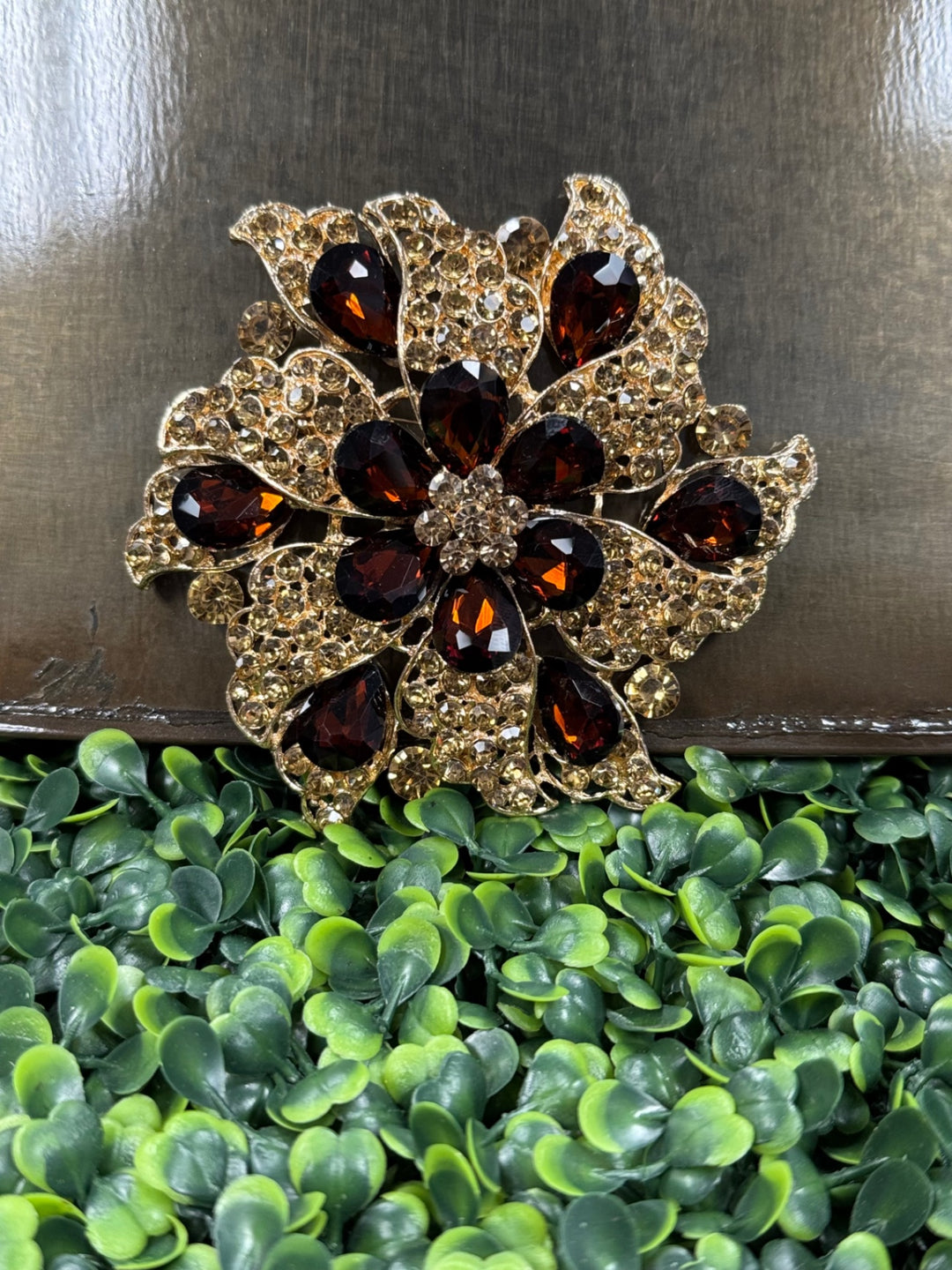 Gumbo Lux Jewelry Women's Accessories Gold and Deep Red