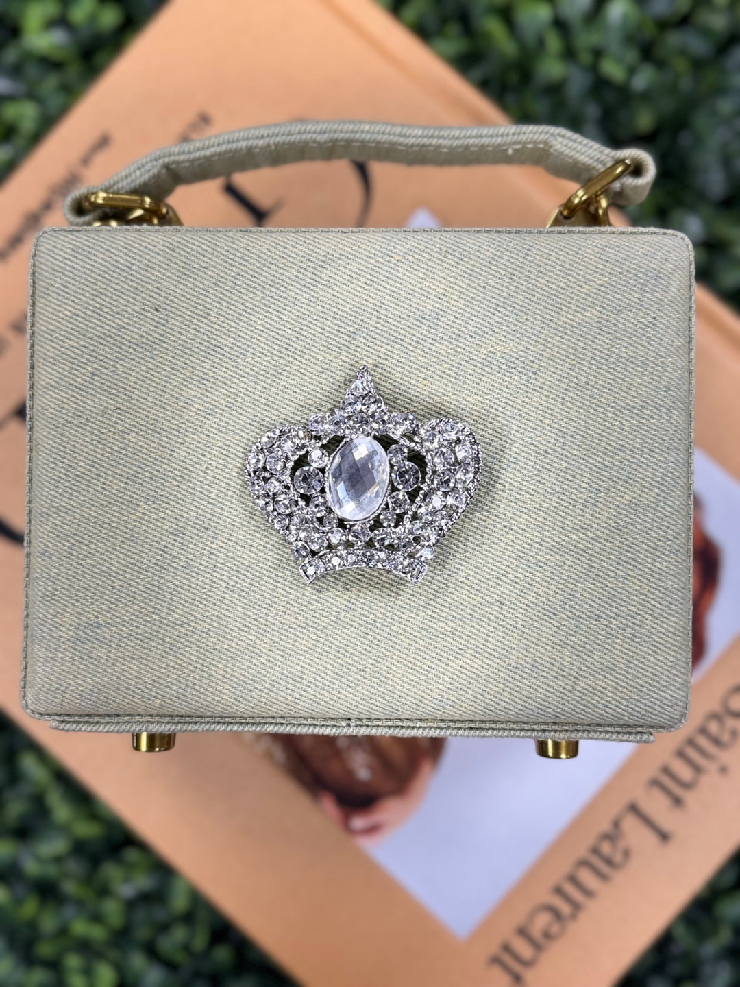 Gumbo Lux Jewelry Brooch Women Bags Beige