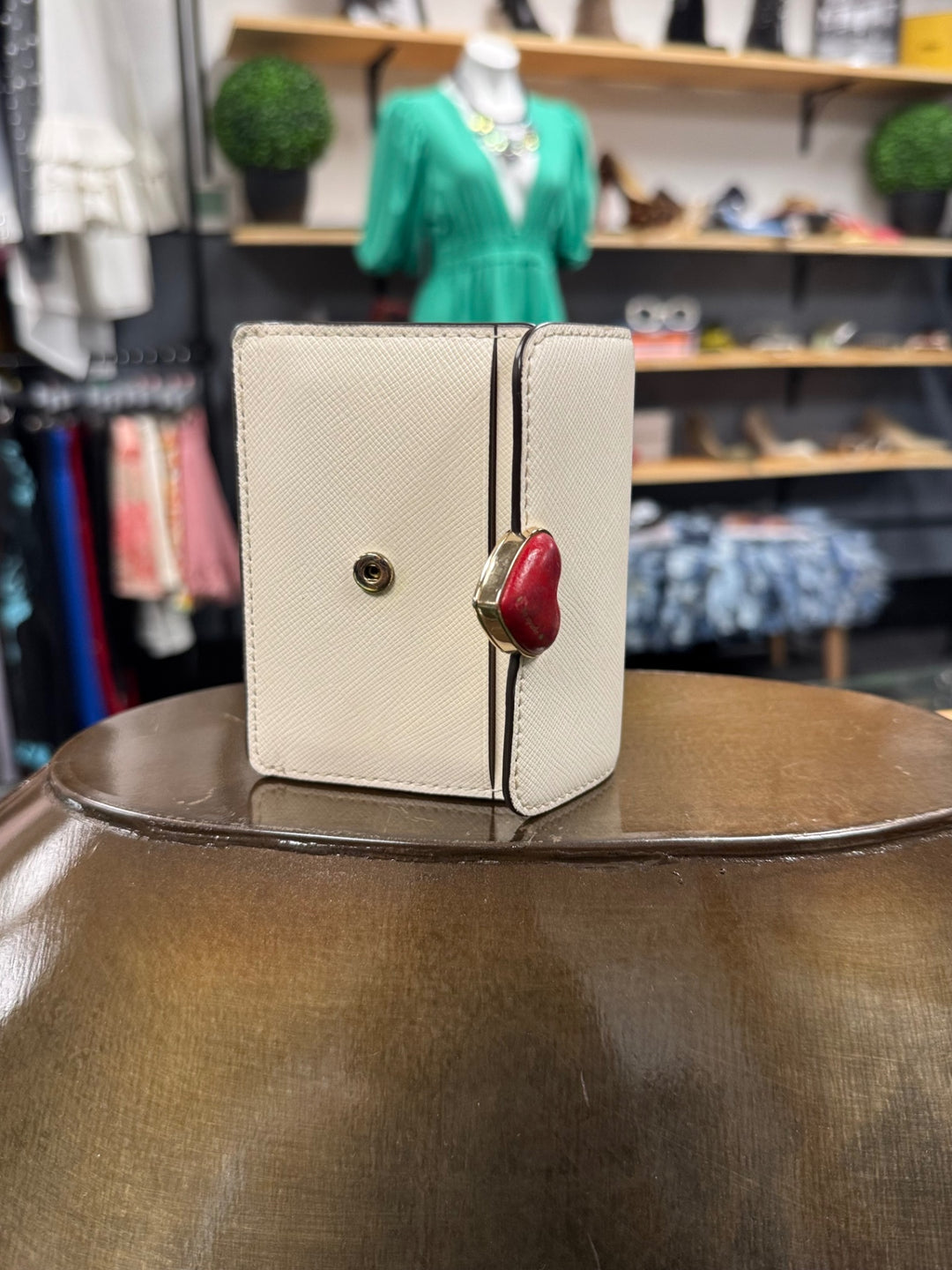 Kate Spade Heart Wallet  - Beige