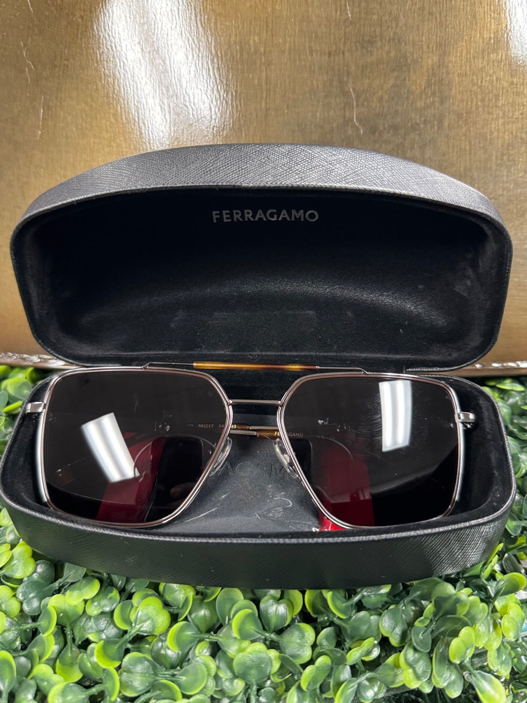 Ferragamo Women's Accessories Black and Gold