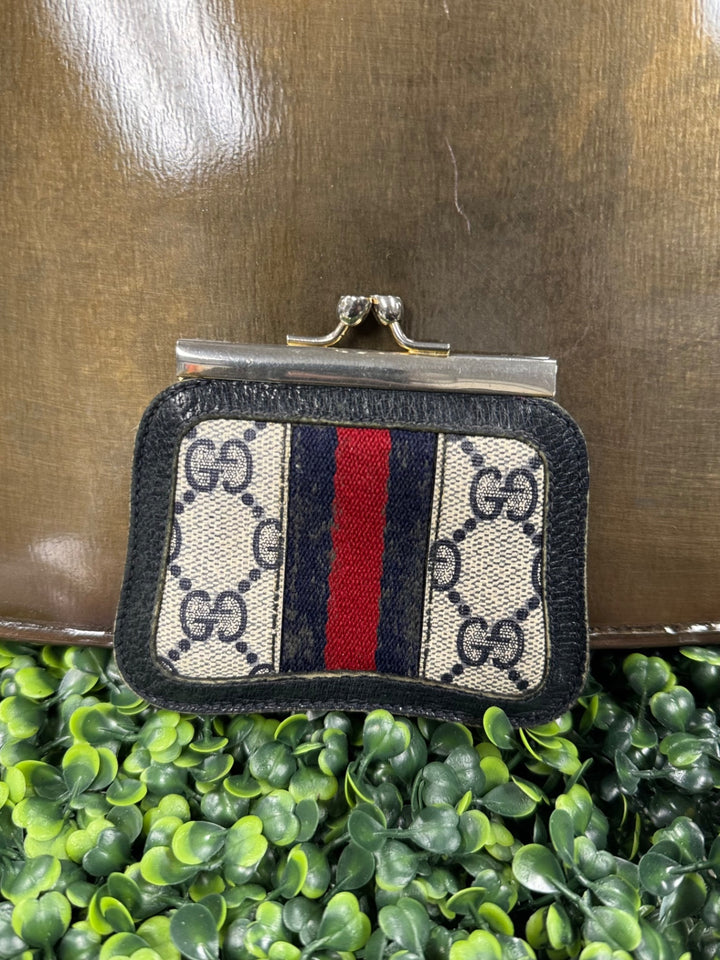 Gucci Women's Wallet Beige, Black, Red