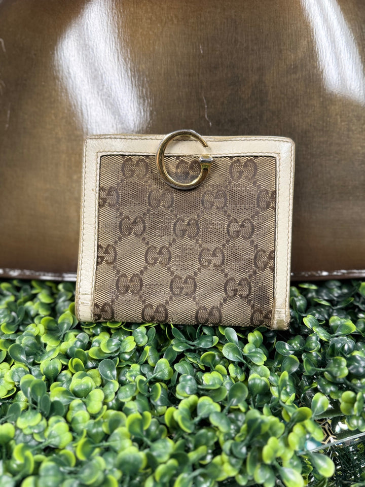 Gucci Women's Wallet Beige and Brown