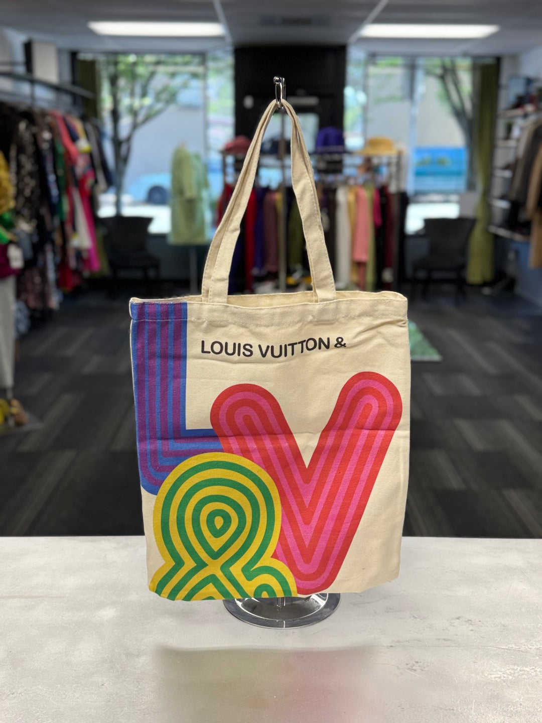 Louis Vuitton Women's Tote Bag 
