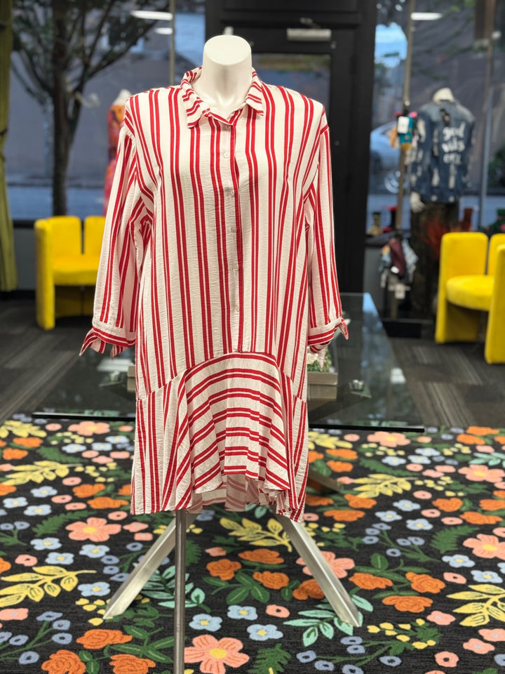 ETA Women's Top 3XL Red and White