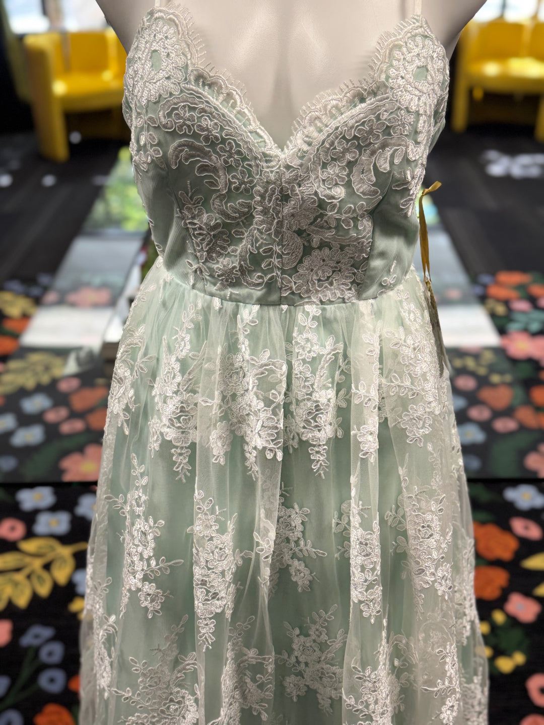 TLC Say Yes Women's Dress 7P Light Green and White