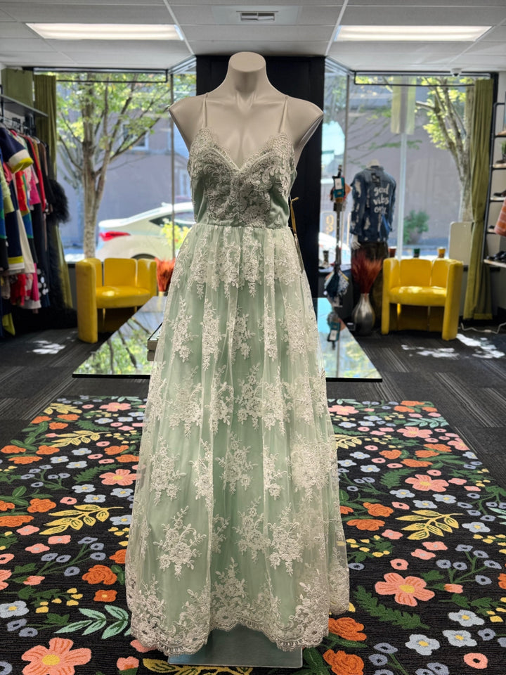 TLC Say Yes Women's Dress 7P Light Green and White