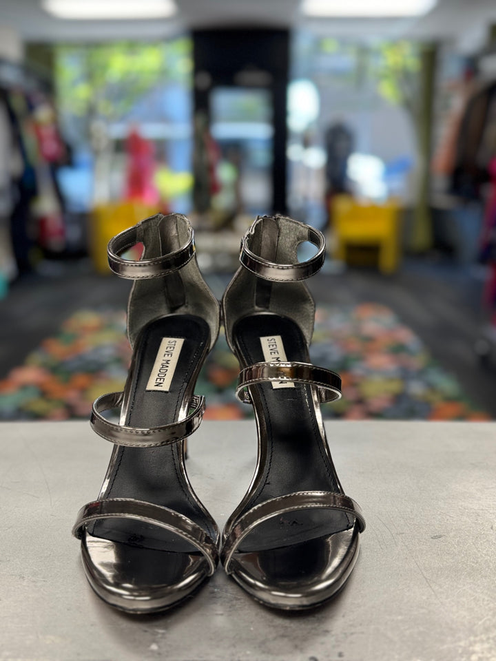 Steve Madden Women Heels 9M Silver