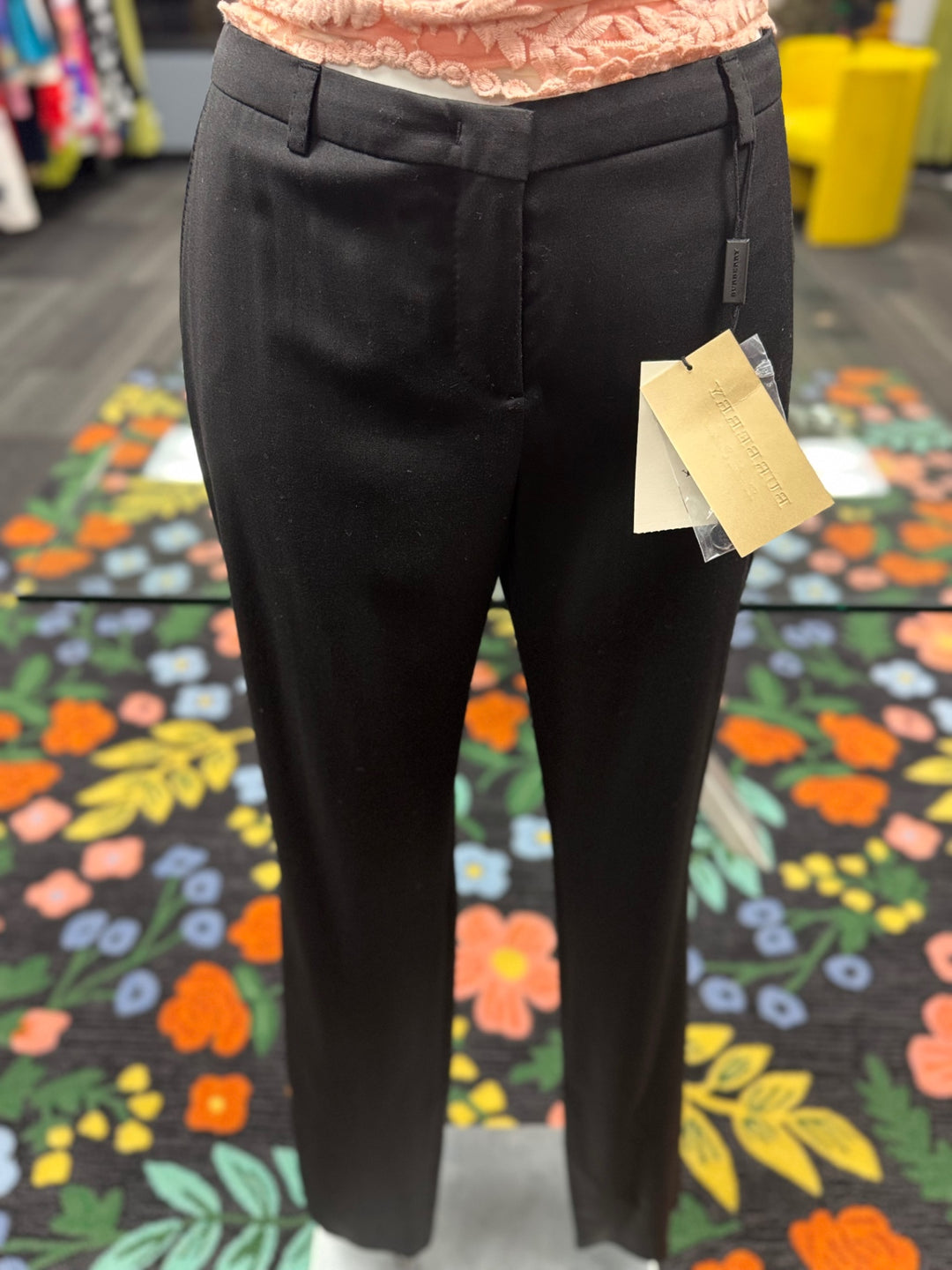 Burberry Women’s Pants 12 Black