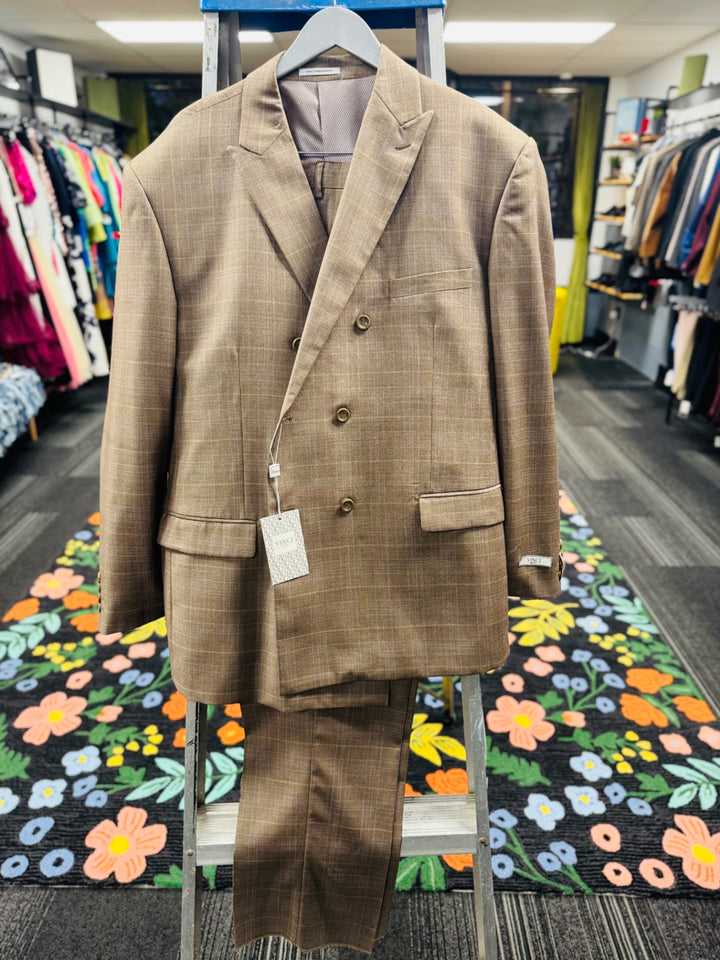 Vinci 2pc Men’s Suit - 50R Beige
