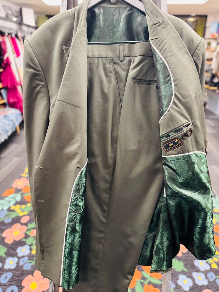 French Crown 2pc Men’s Suit - 54R Olive Green
