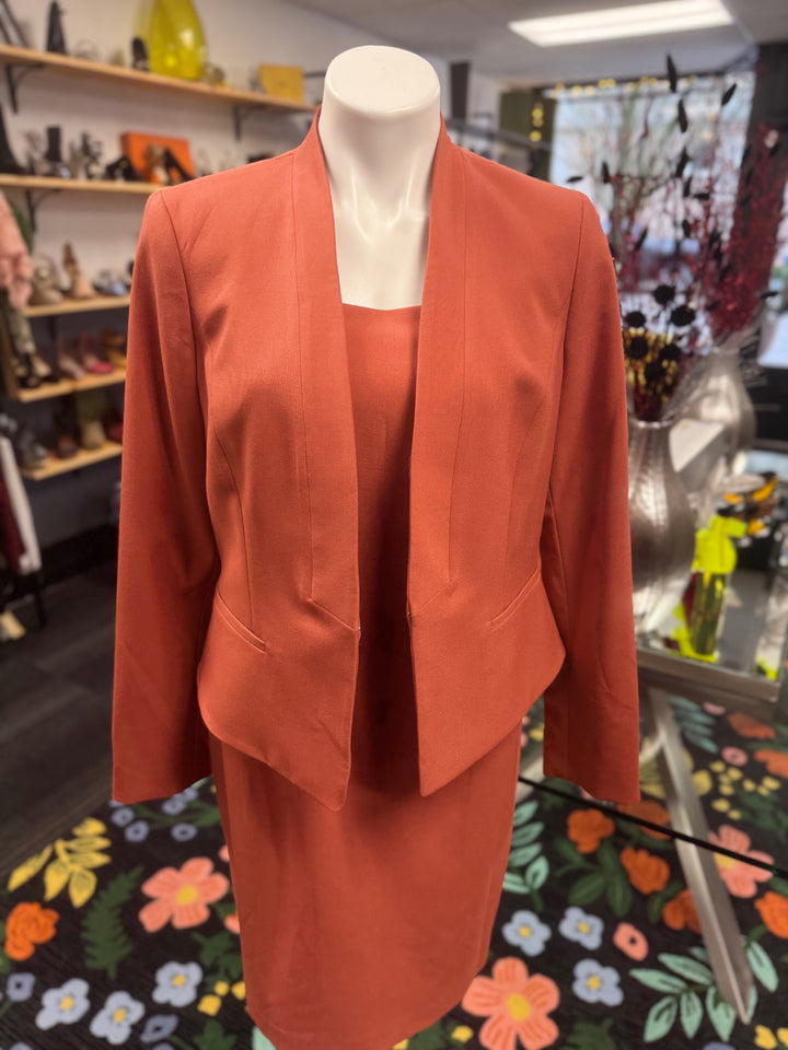 Nine West Women's Suit 10 Rust Orange