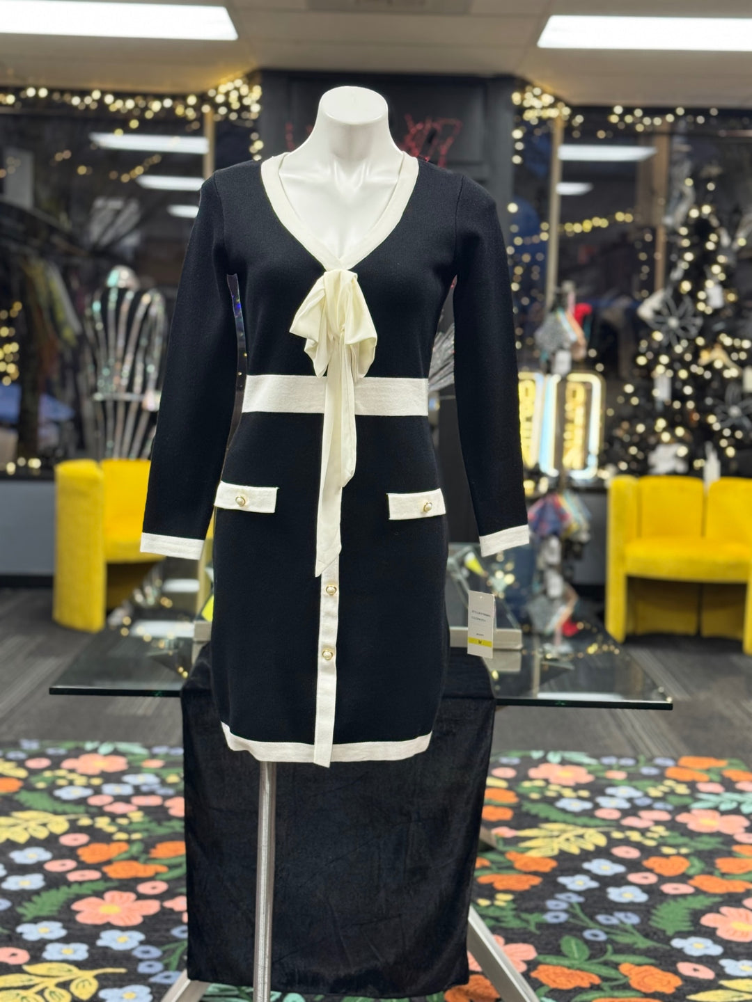 Taylor Women's Dress (Black & White) 