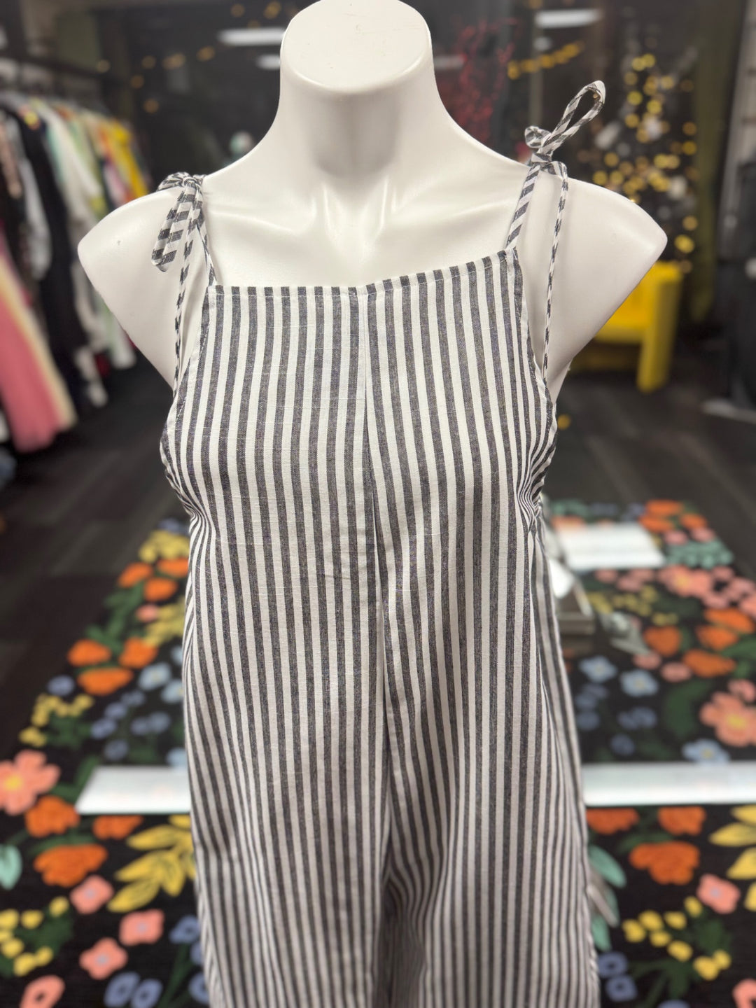 SHEIN Women's Jumpsuit Black & White