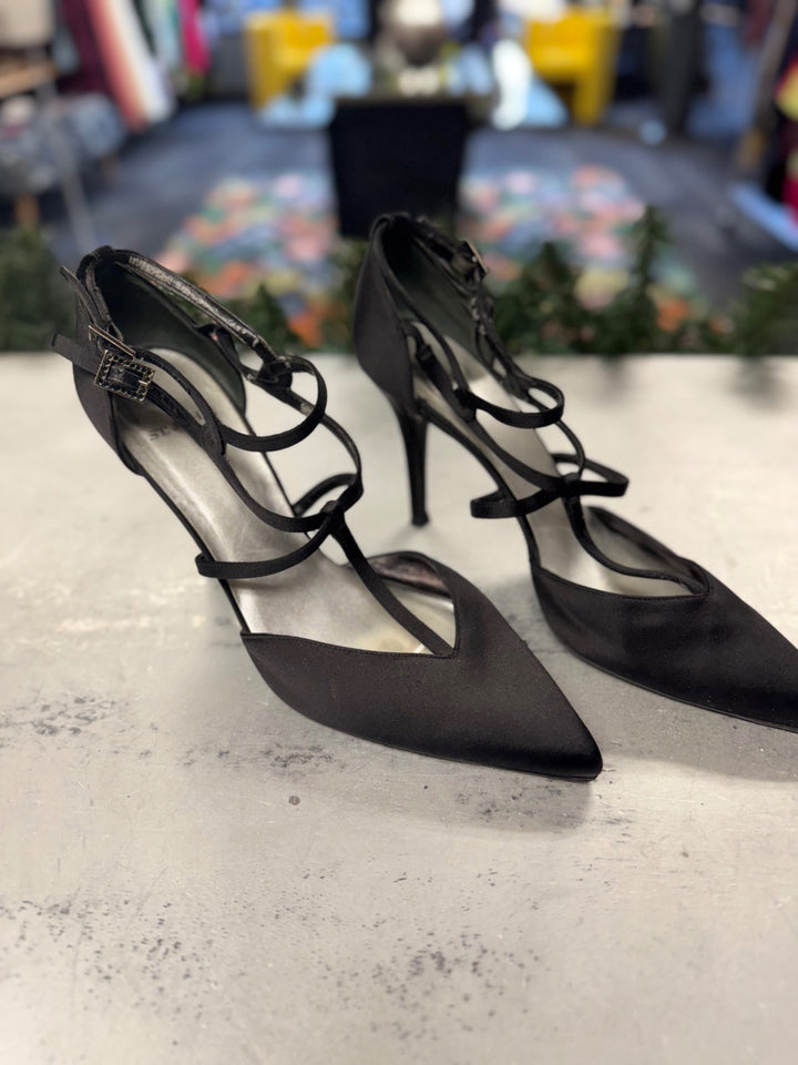 St. John Women's Strap Heels 8.5 Black