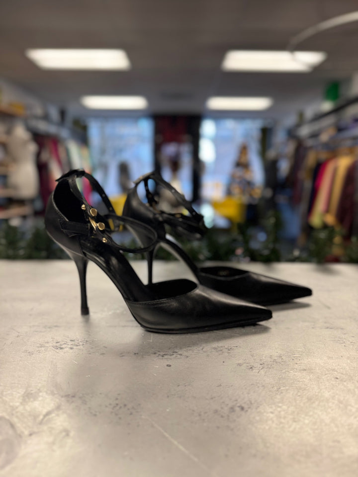 Gucci Women's Shoes 8.0 Black