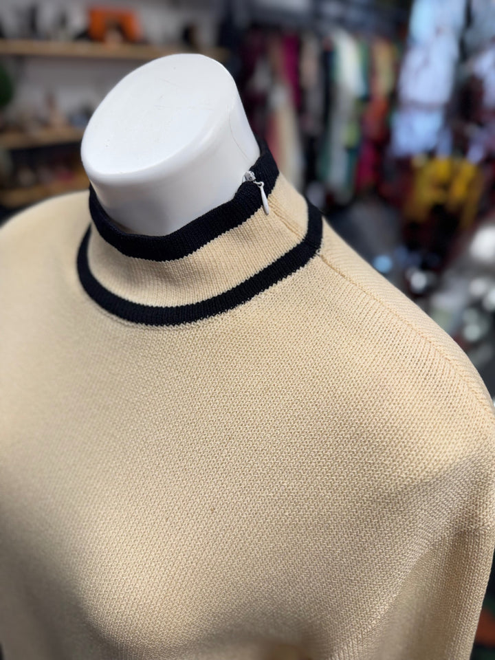 St. John Knit Women's Tops SM Cream/Black