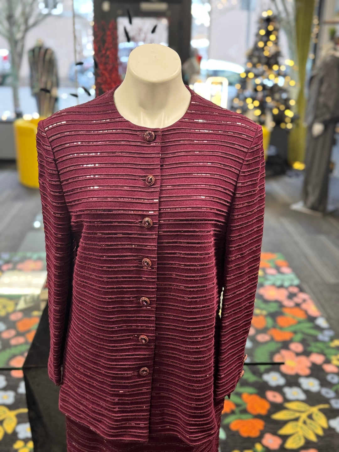 St. John Knit 2pc Women's Suit 12 Burgundy