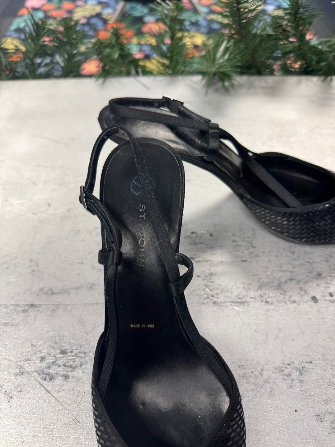 St. John Women's Sequin Heels 8.5 Black