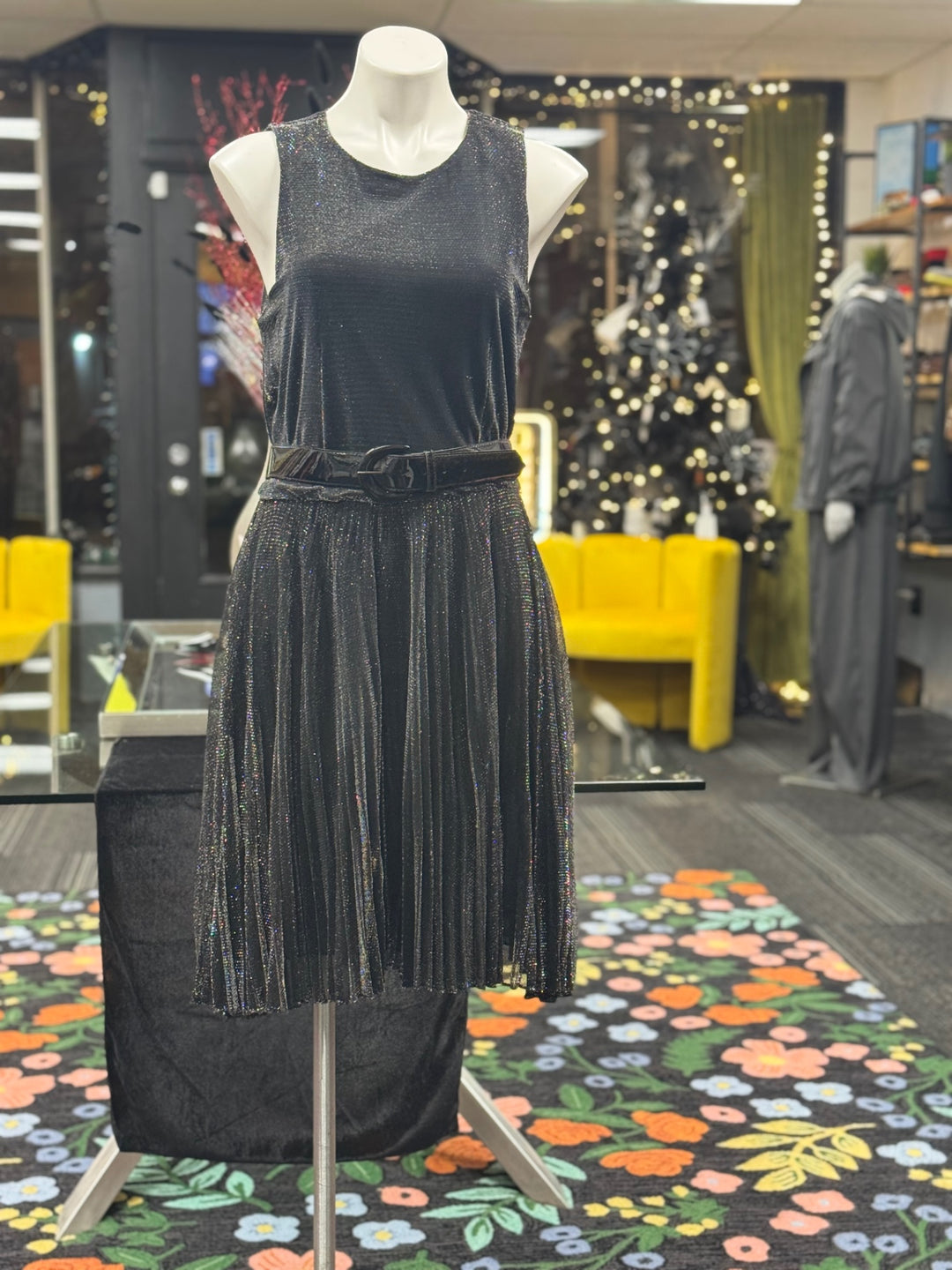 Menu Cocktail Women's Dress 12 Black