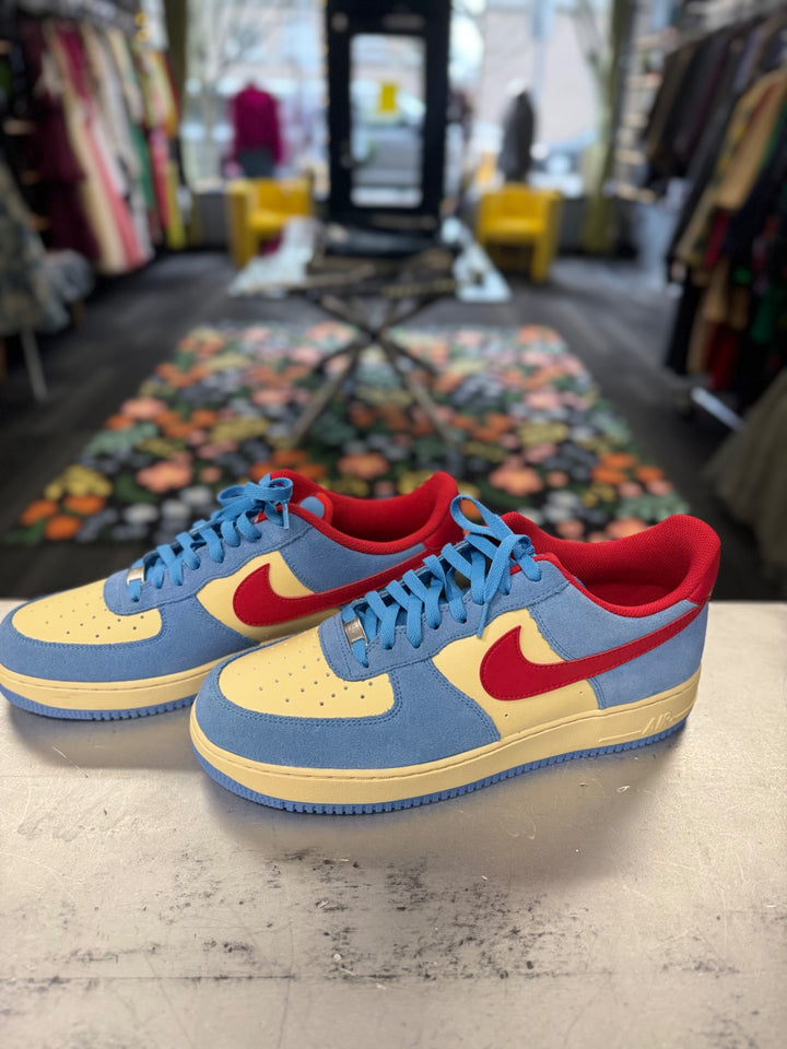 Nike Air Force 1 ‘07 University Blue/Red & Pale Vanilla 
