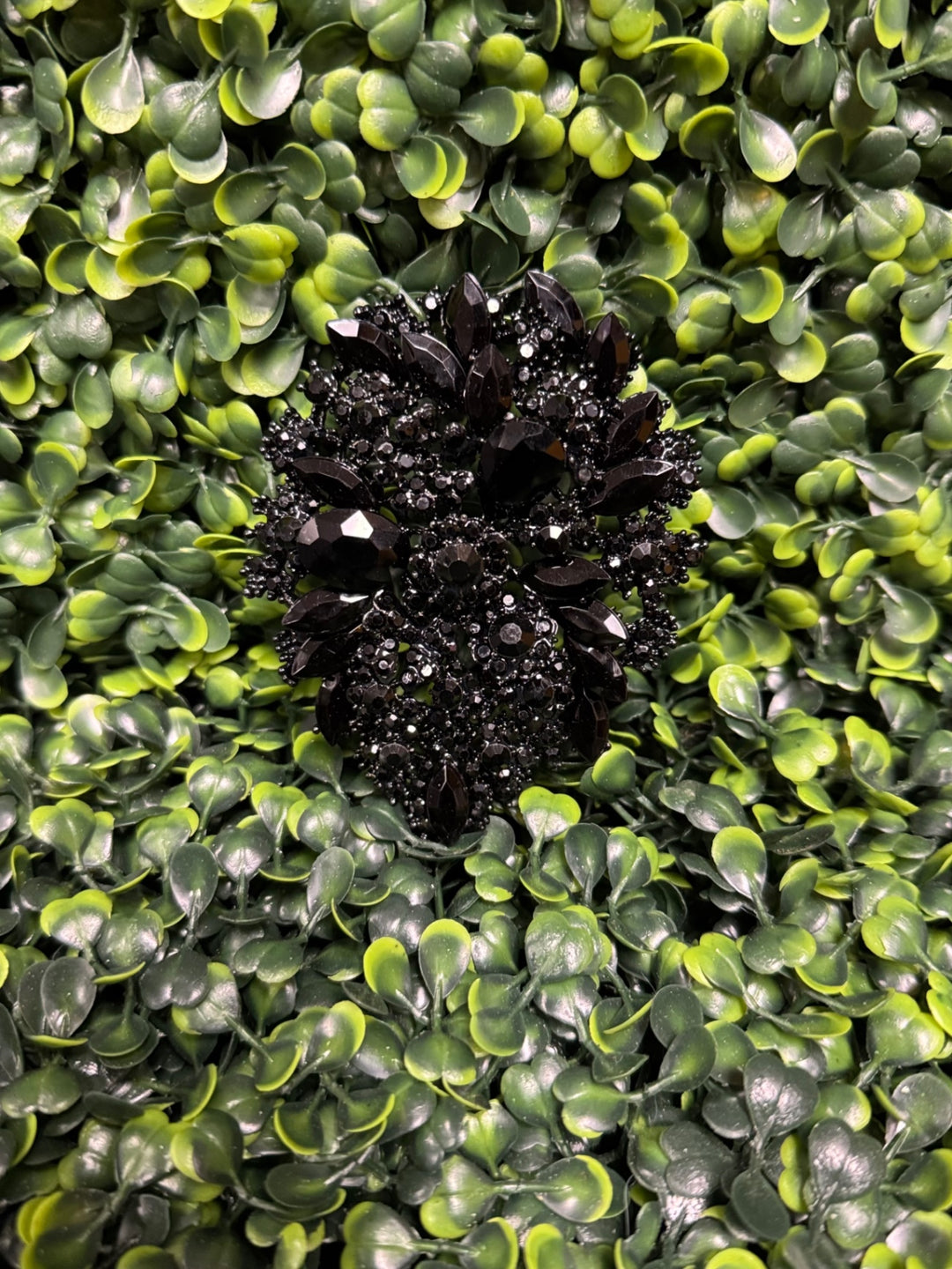 Gumbo Luxury Brooch - Black