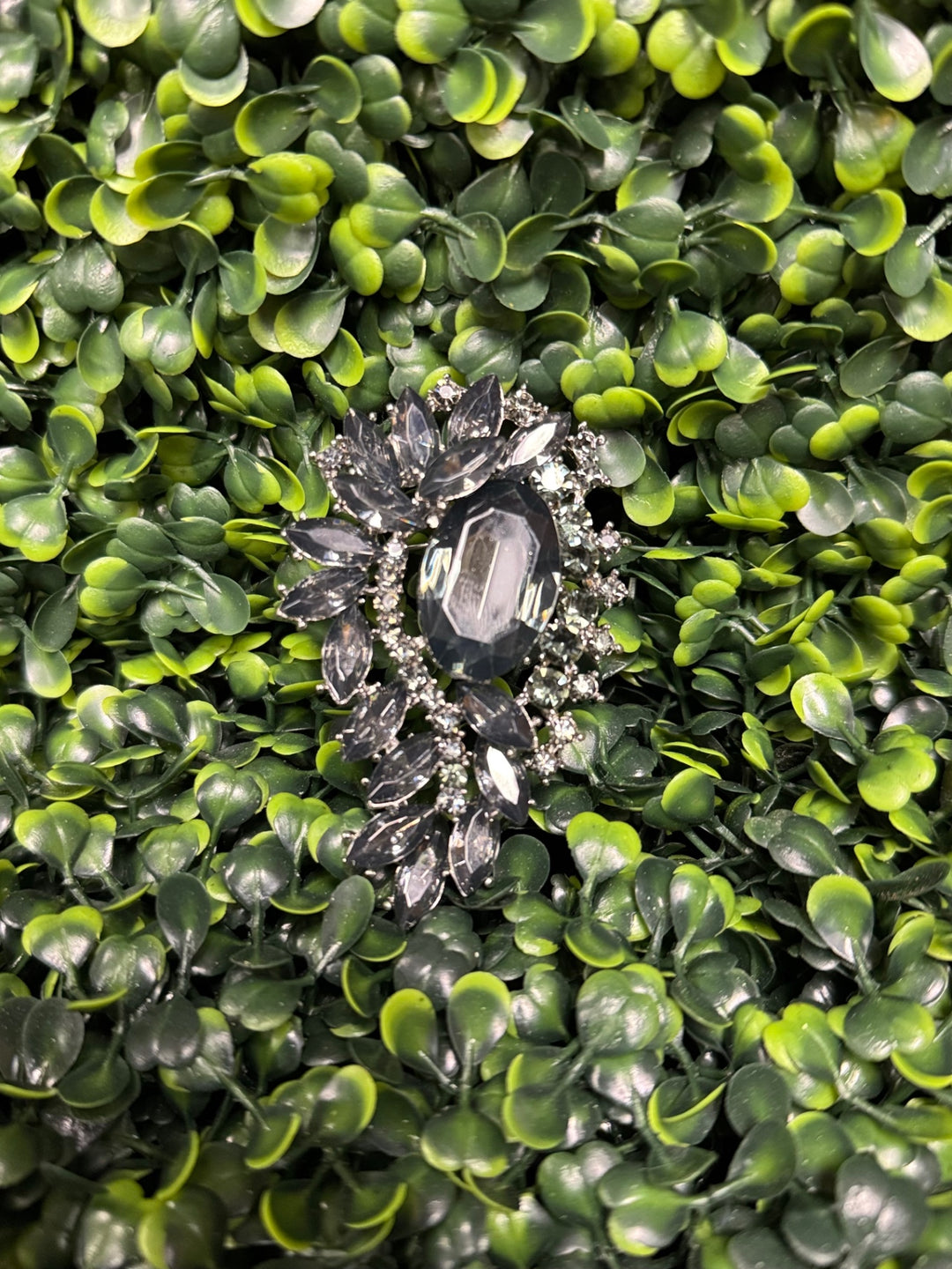 Gumbo Luxury Couture Brooch - Black/Silver 