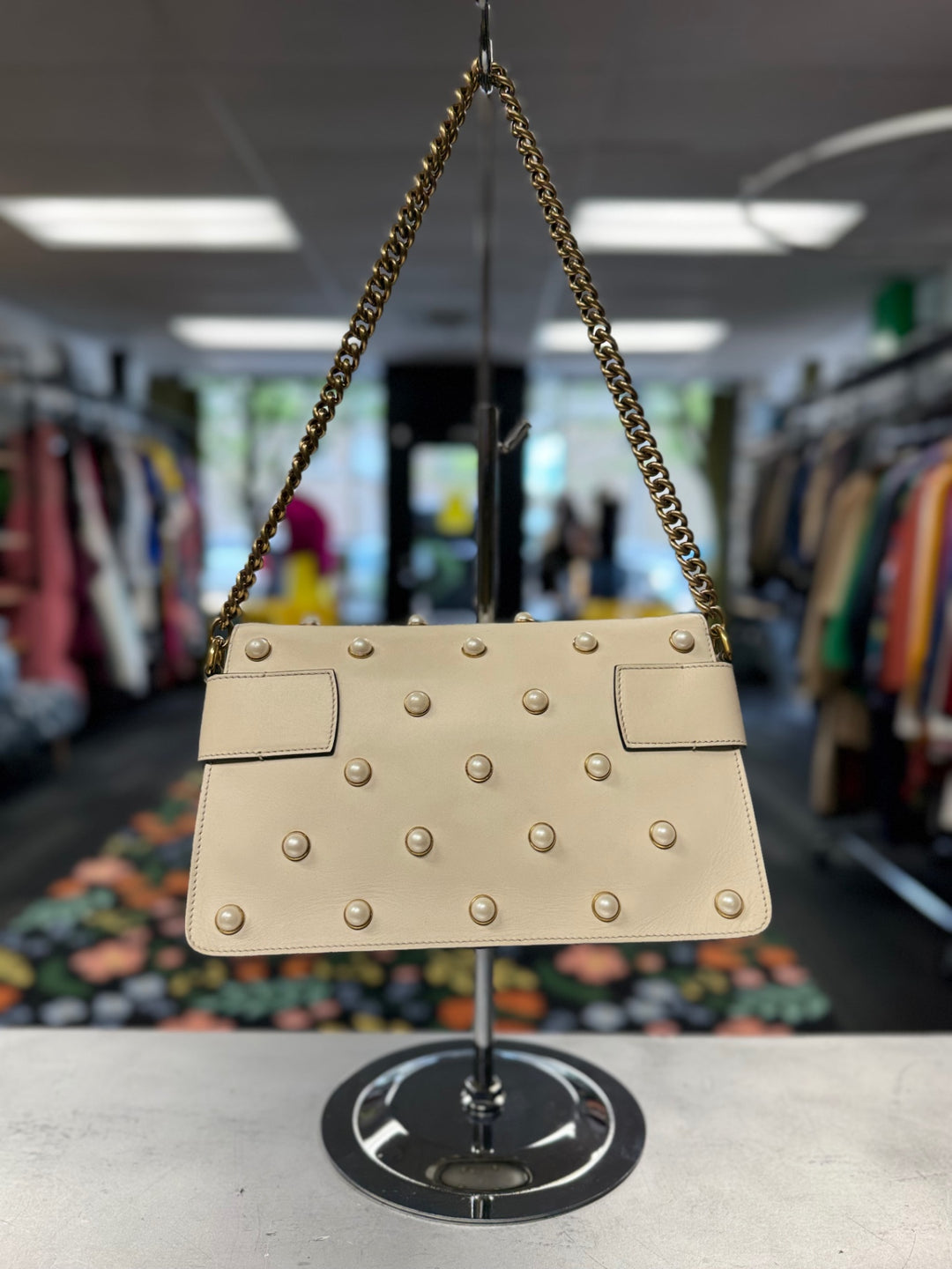 Authentic - Gucci Calfskin Queen Margaret Bee Pearl Cream Shoulder Bag/Crossbody