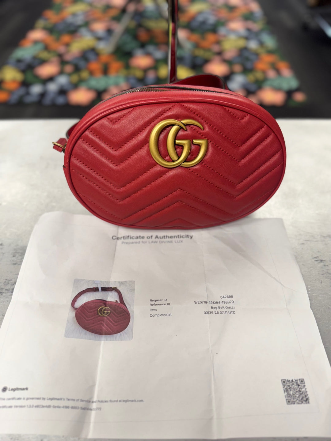 Authentic - Gucci Gold GG Monogram Red Quilted Leather Waist Belt Bum Bag