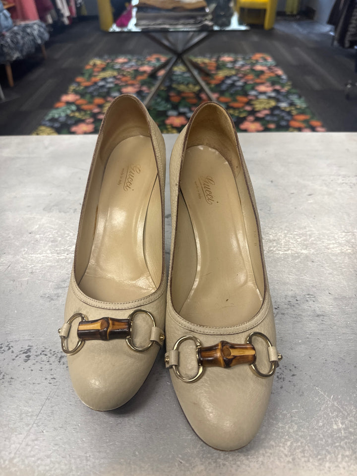 Gucci Women Shoes (10 Beige)