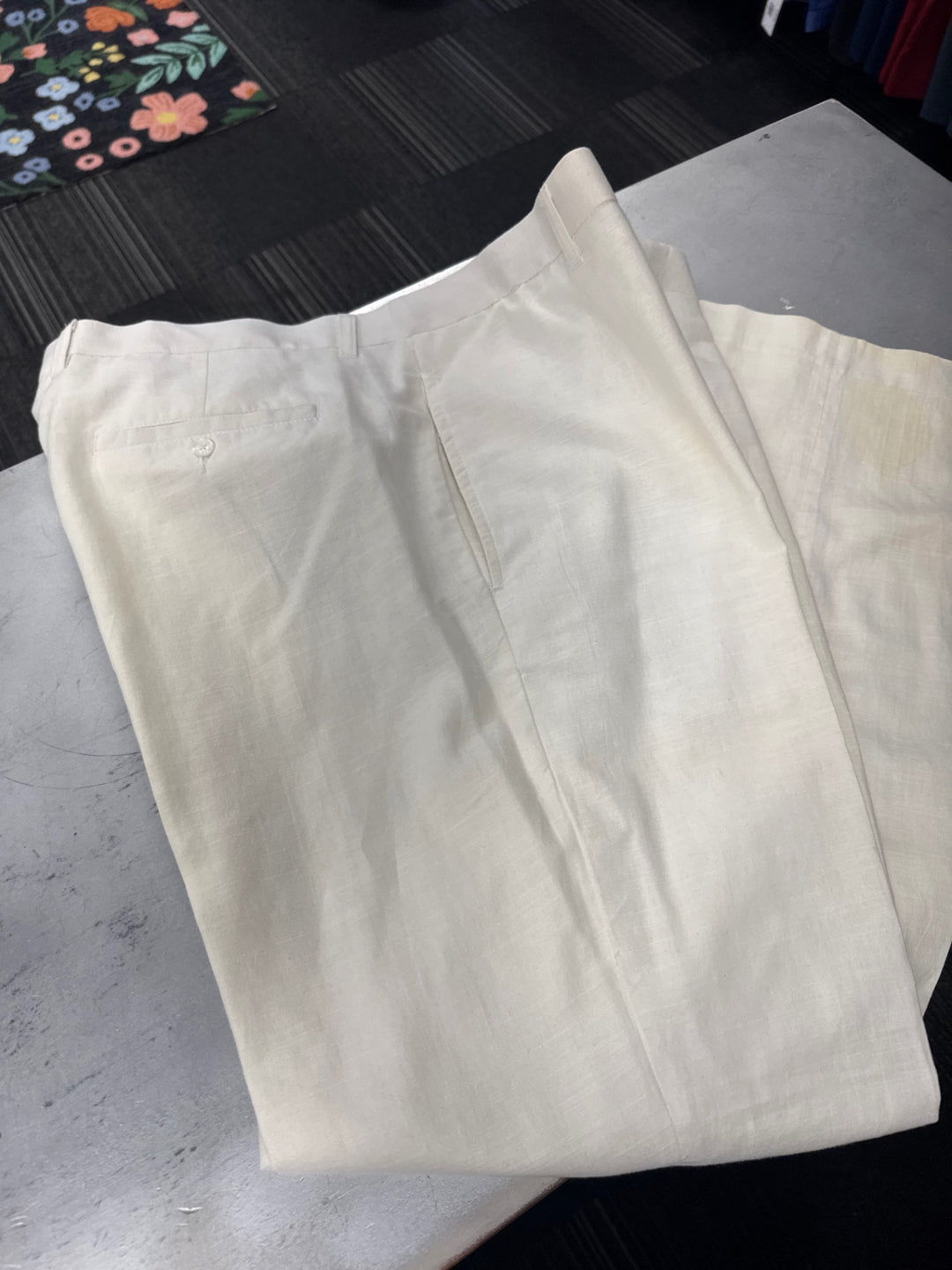 Paulo Solari Men’s Separates (42x32 Cream)