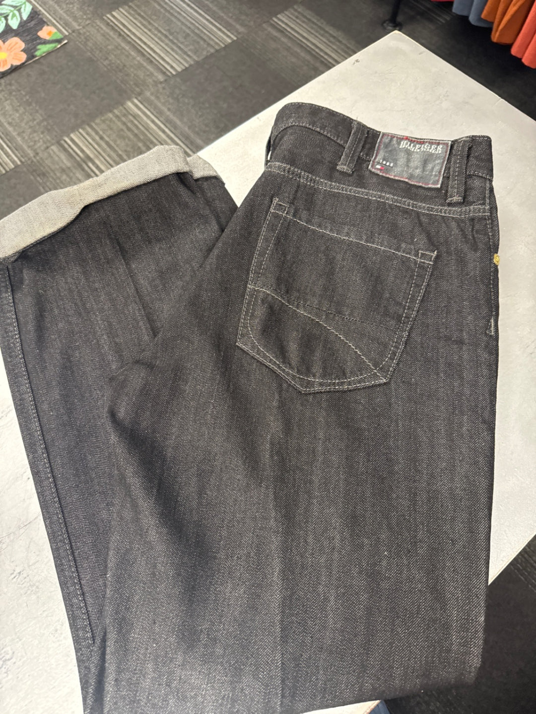 Tommy Hilfiger Men’s Jeans (40x32 Black)