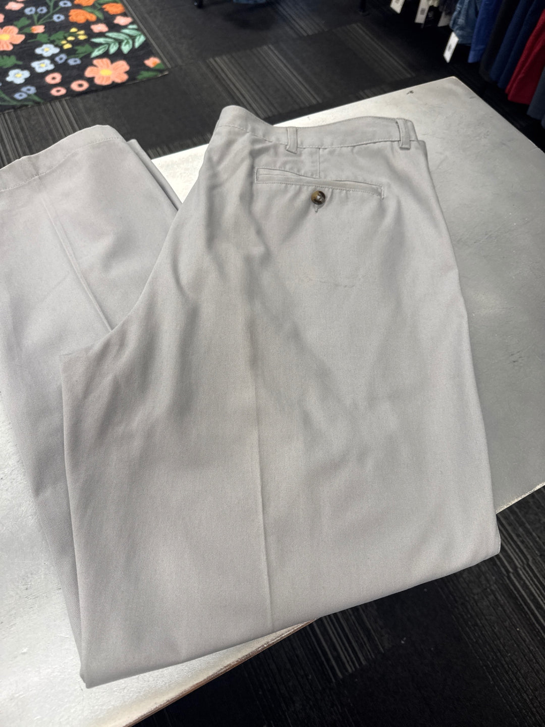 Basic Editions Men’s Separates (40x32 Light Gray)