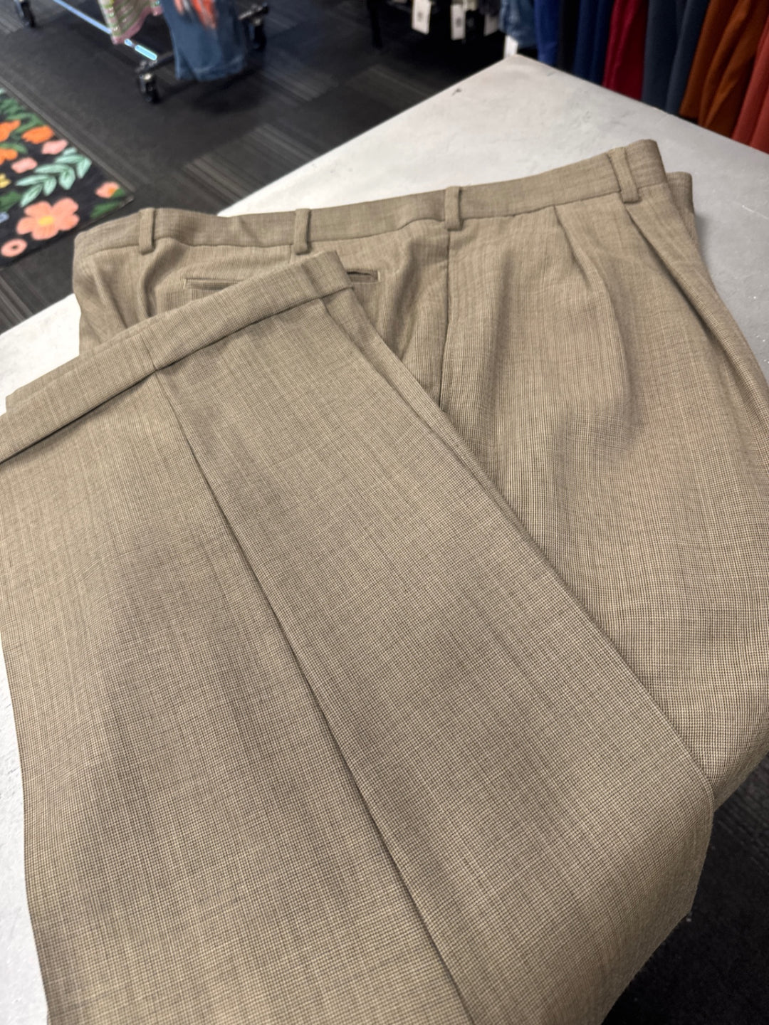 Gumbo Luxury Men’s Trousers (40x32 Plaid)