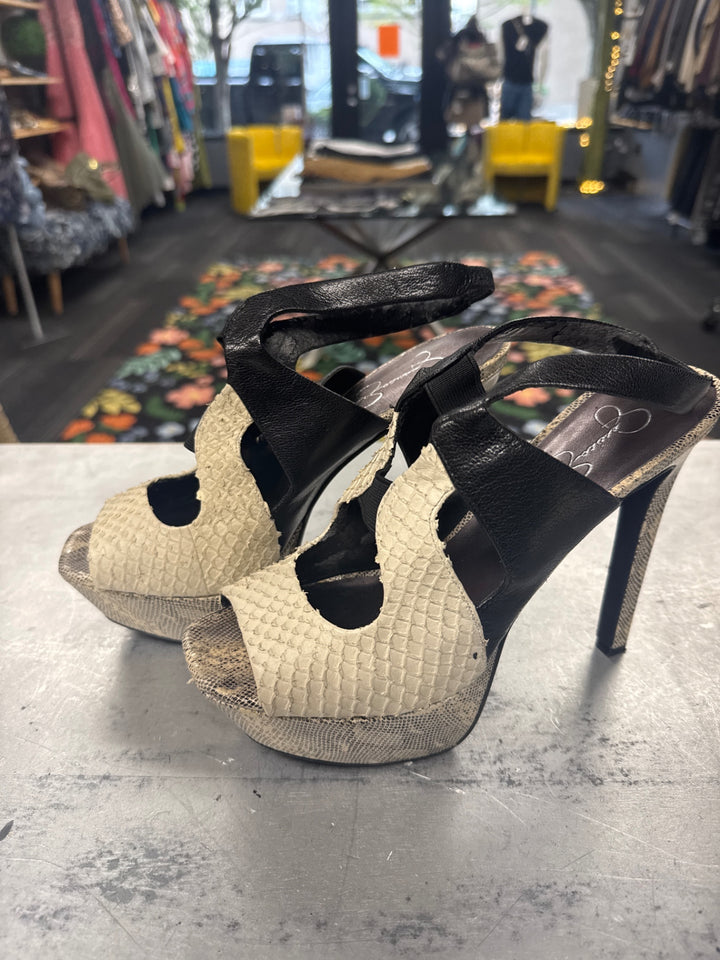 Jessica Simpson Heels (8.5 Beige & Black Snake) 