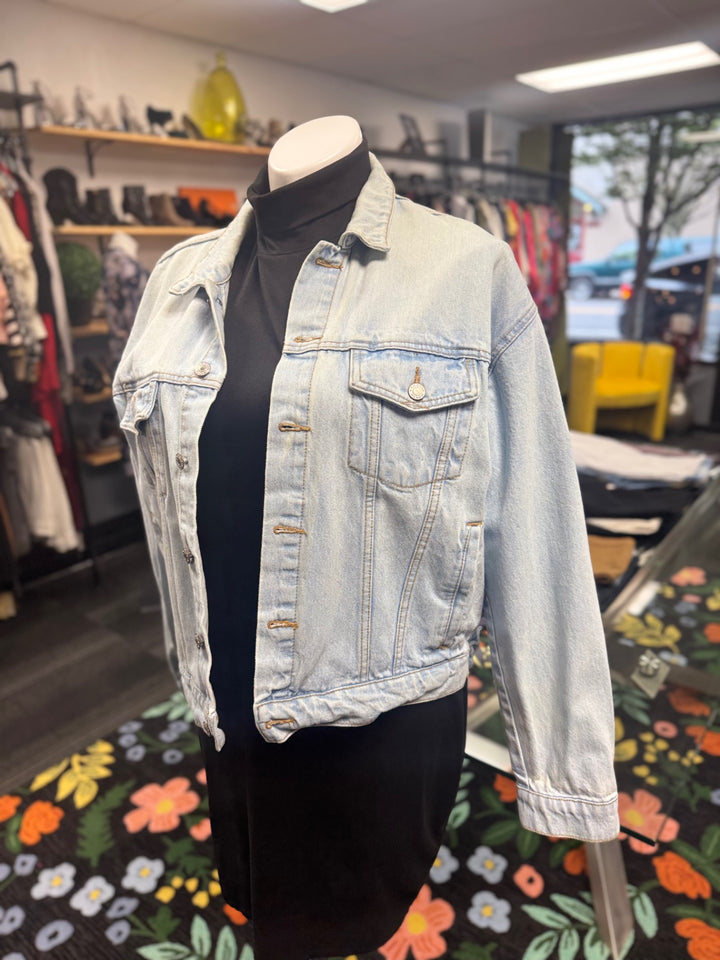 Arizona Denim Jacket (LG Light Blue) 